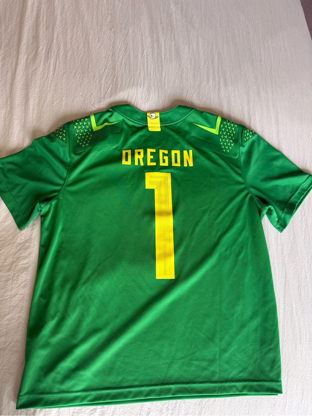 Nike Oregon Ducks Green & Yellow Men's Football Jersey - Picture 2 of 3